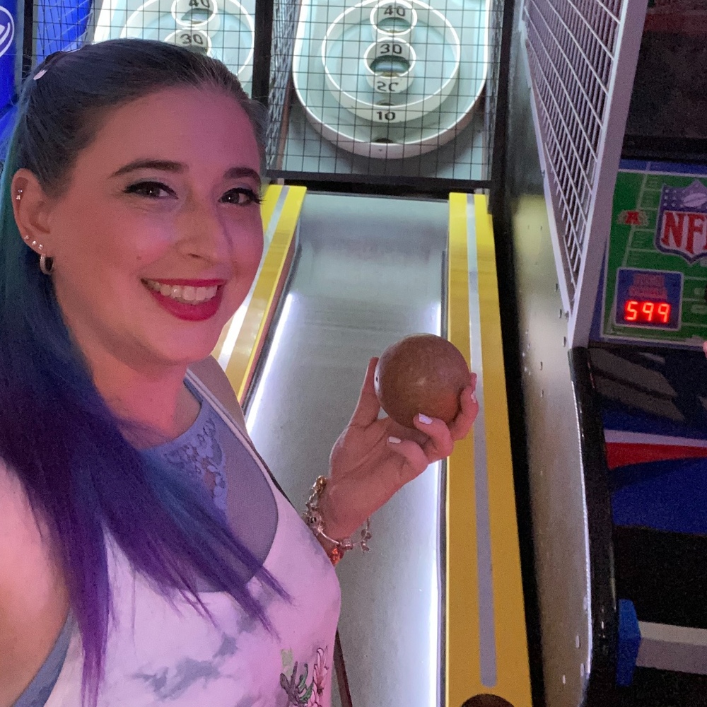 Meet your Posher, Ashley